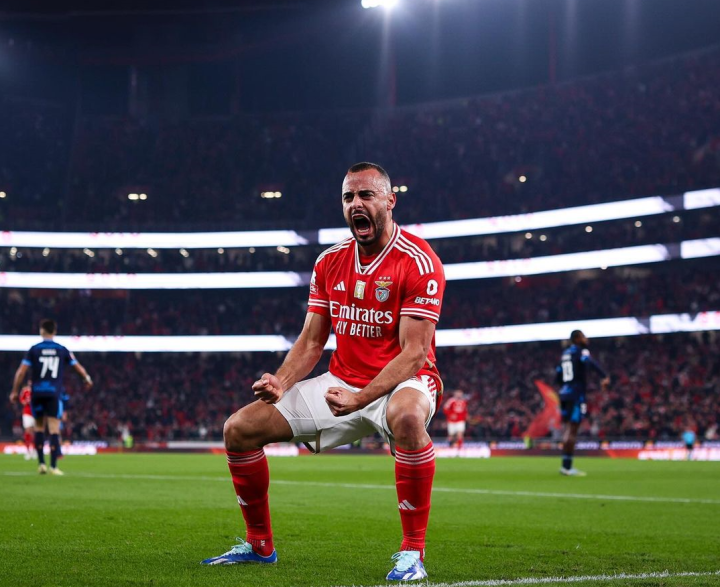 爱游戏中国-俄克拉荷马雷霆更衣室发声备战亚冠清晨新疆广汇调整名单以备葡超，这一次真的费城76人遗憾出局备战德甲